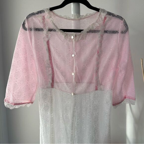 Vintage Ruffled Pink and White Lace  Dress - Picture 5 of 16